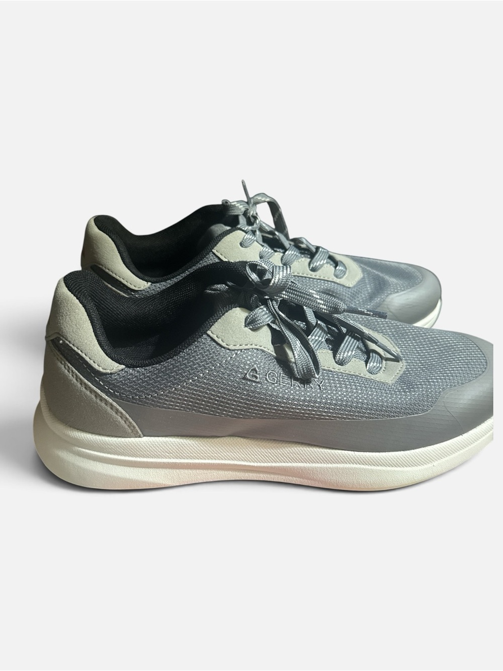 NWOT Gerry Creston Sneaker Men’s SZ 9 Gray Mesh Lightweight